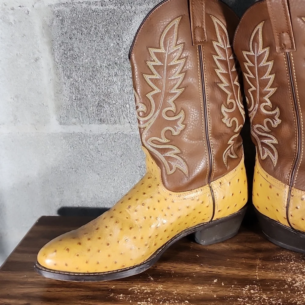 Vintage Laredo Cowboy Ostrich Boots Mens Size 12EW Model# 69032